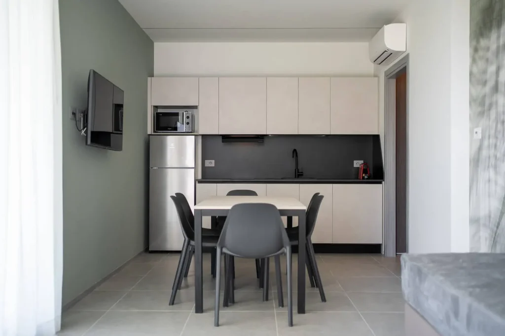 Cucina moderna al Residence Diana