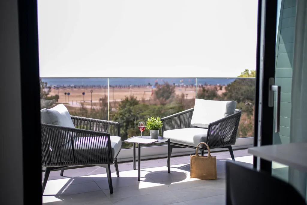 Terrazza con vista mare al Residence Diana